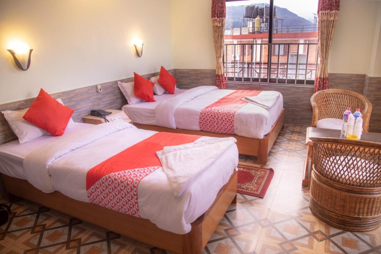 Hotel River Park Pokhara Kültér fotó