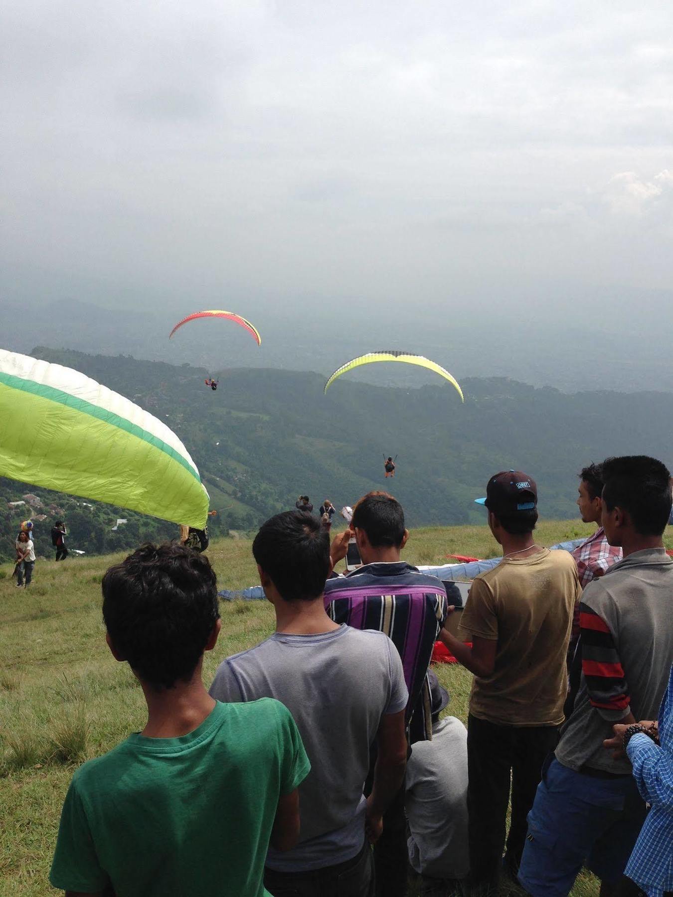 Hotel River Park Pokhara Kültér fotó